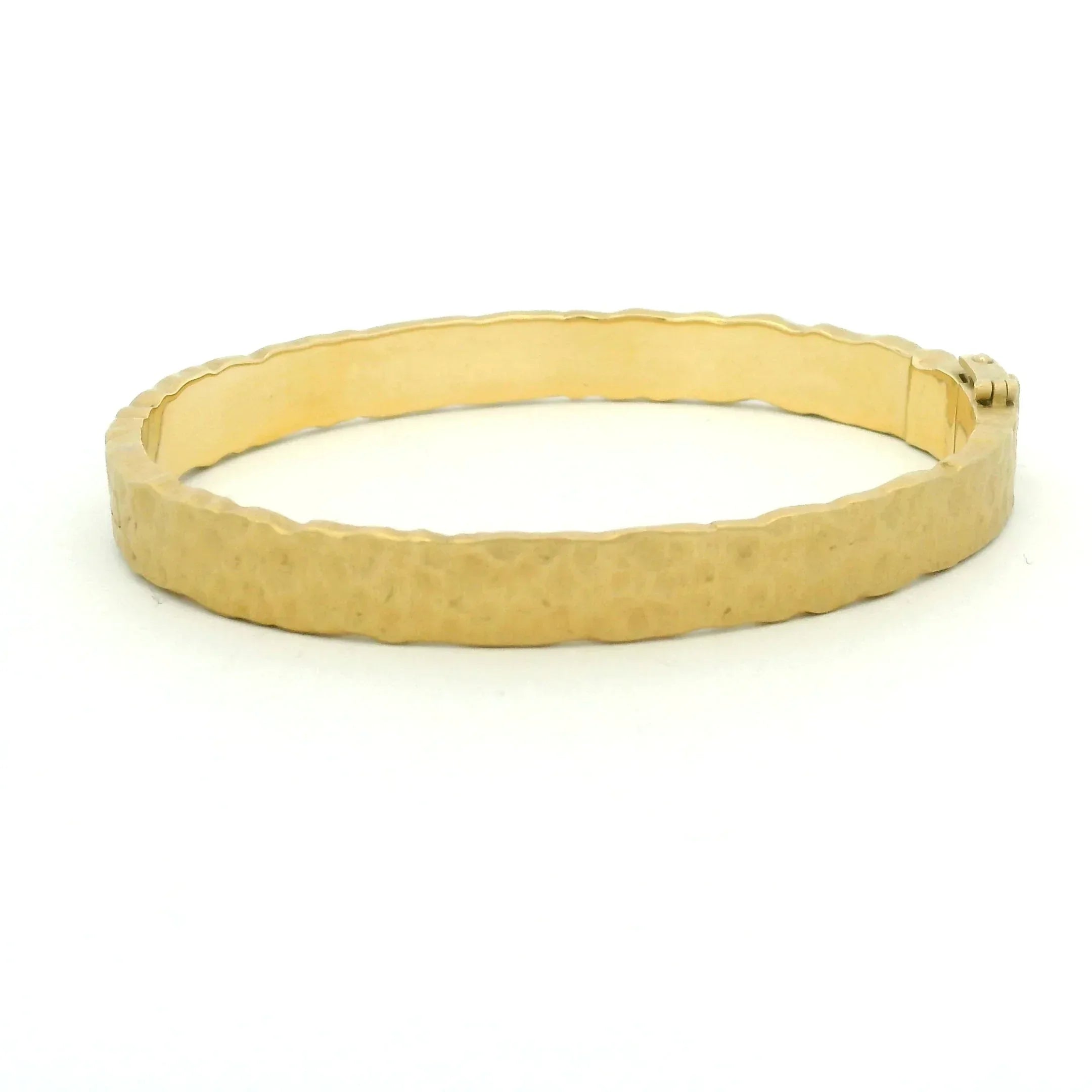 18 karat Yellow Gold Hammered Hinge Bangle