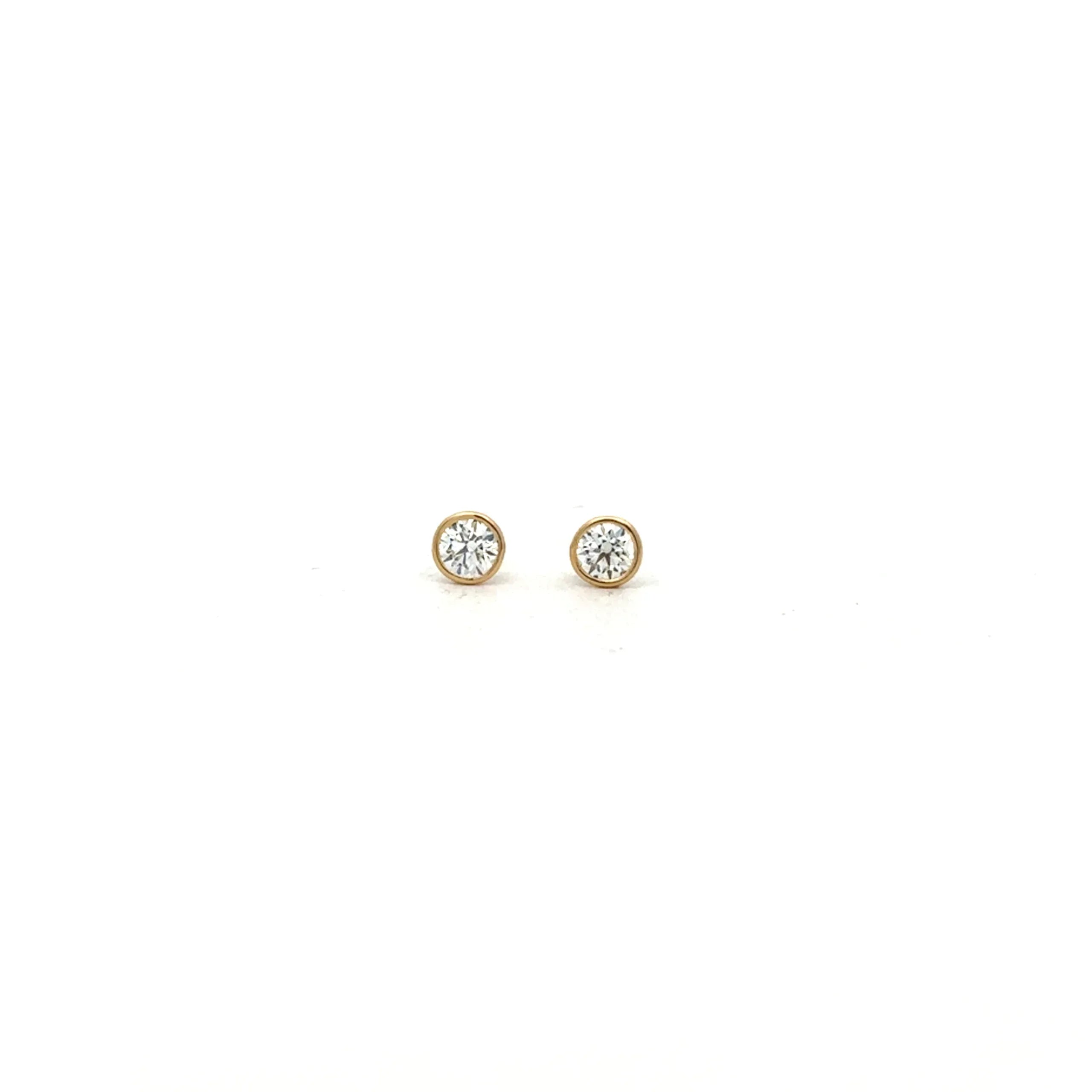 18 karat Yellow Gold and Diamond Stud Earrings