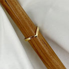 18 karat Yellow Gold Polished V Band