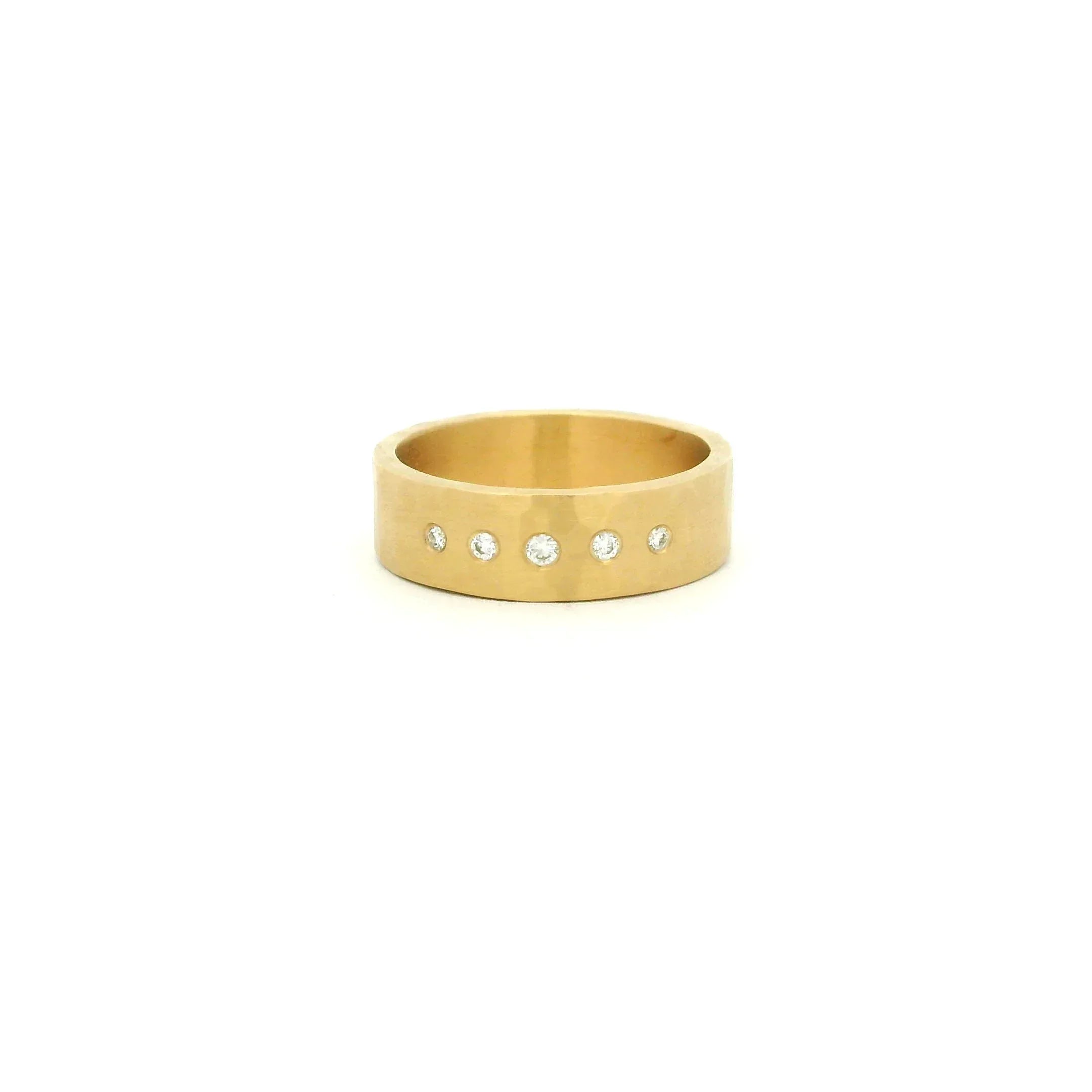 18 karat Yellow Gold and Diamond Hammered Band