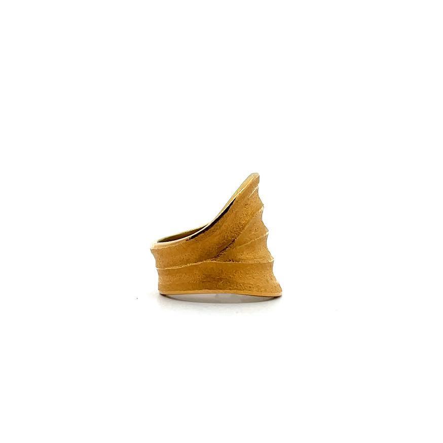 Ridged Shield Ring