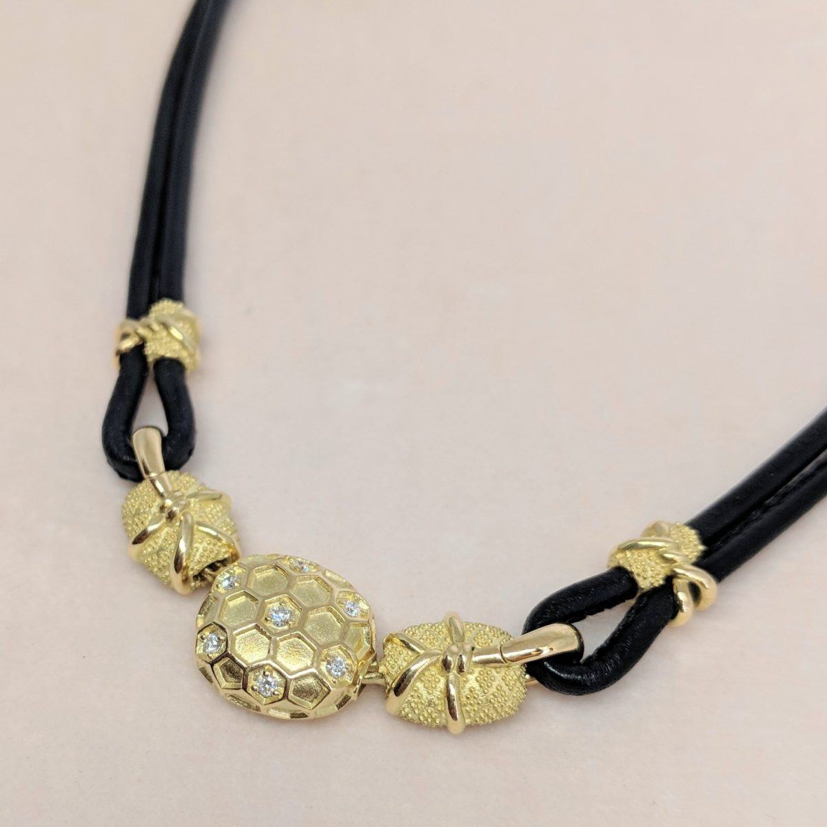 #3 Honeycomb Rocca Bead