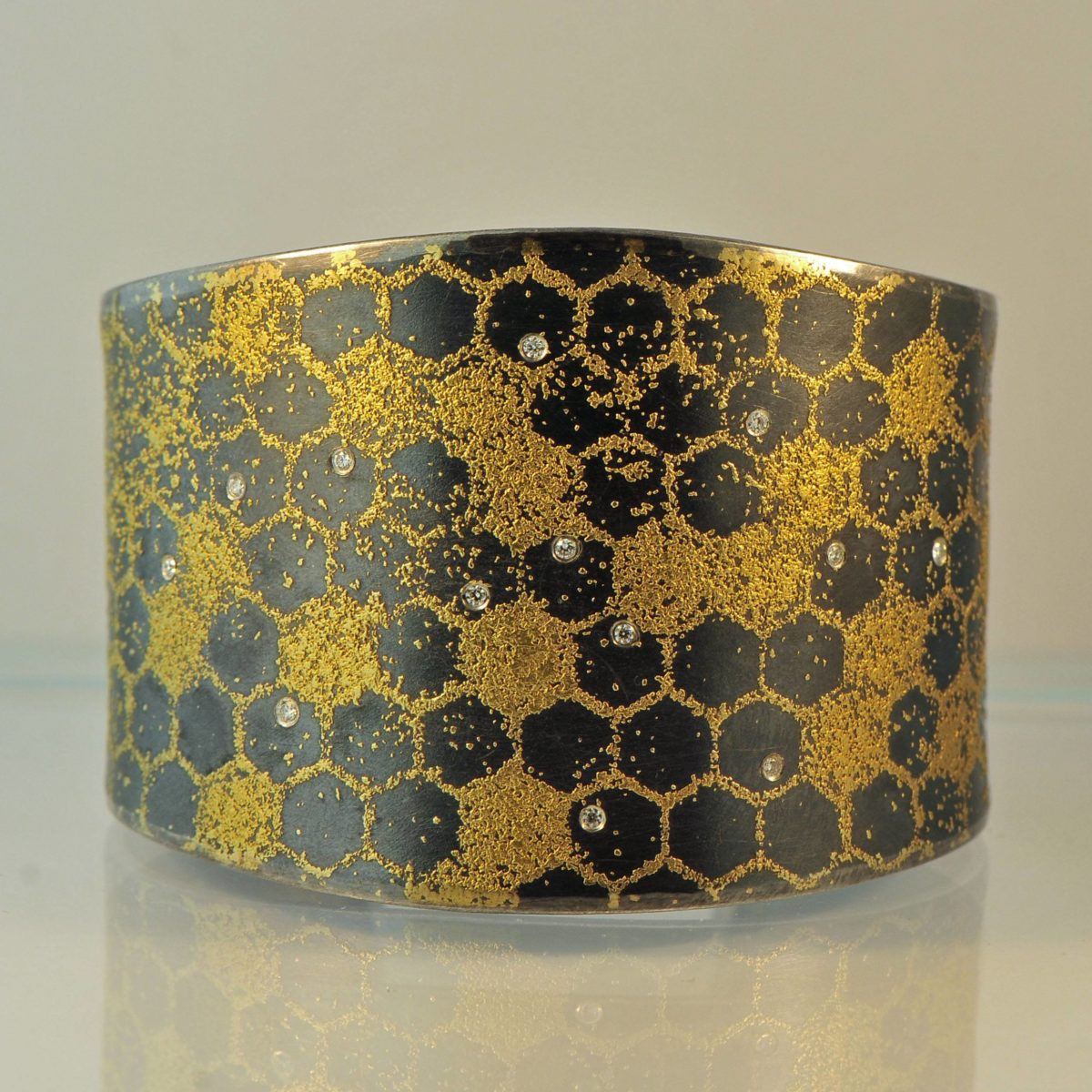 Honeycomb Pattern Cuff