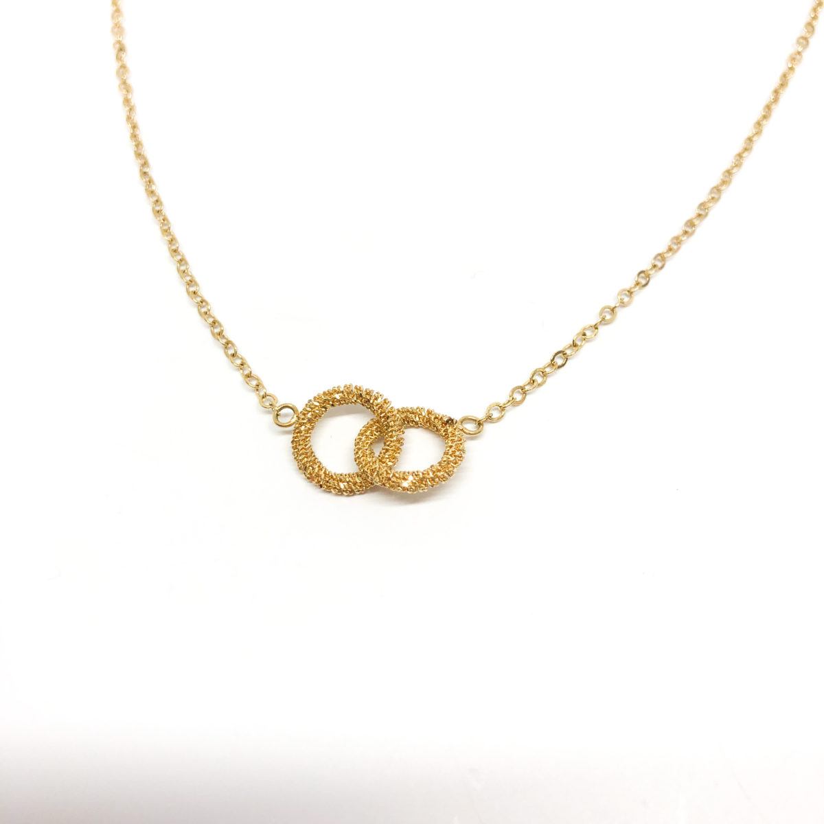 Small 18k Interlocking Circle Necklace