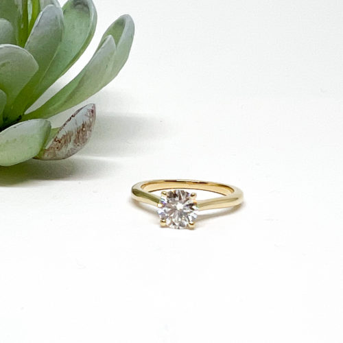 1.04 CT Yellow Gold and Diamond Solitaire