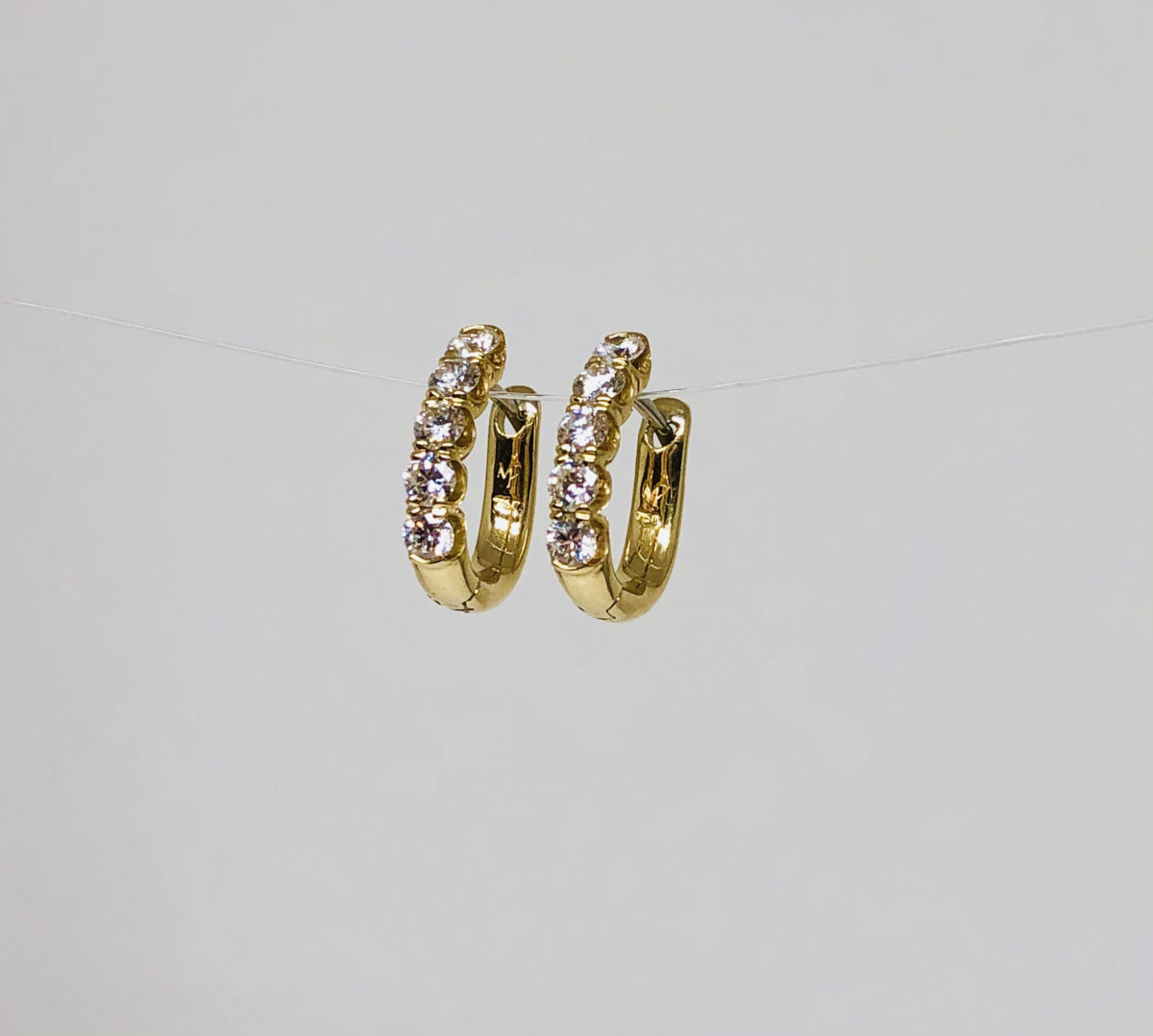 Yellow gold & Diamond 'Essential' Earrings