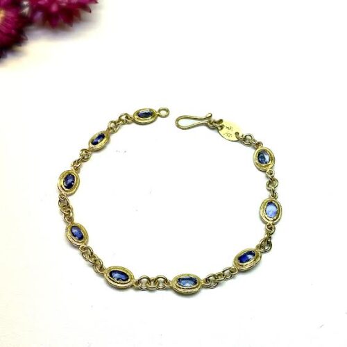 Yellow Gold and Blue Sapphire Bracelet
