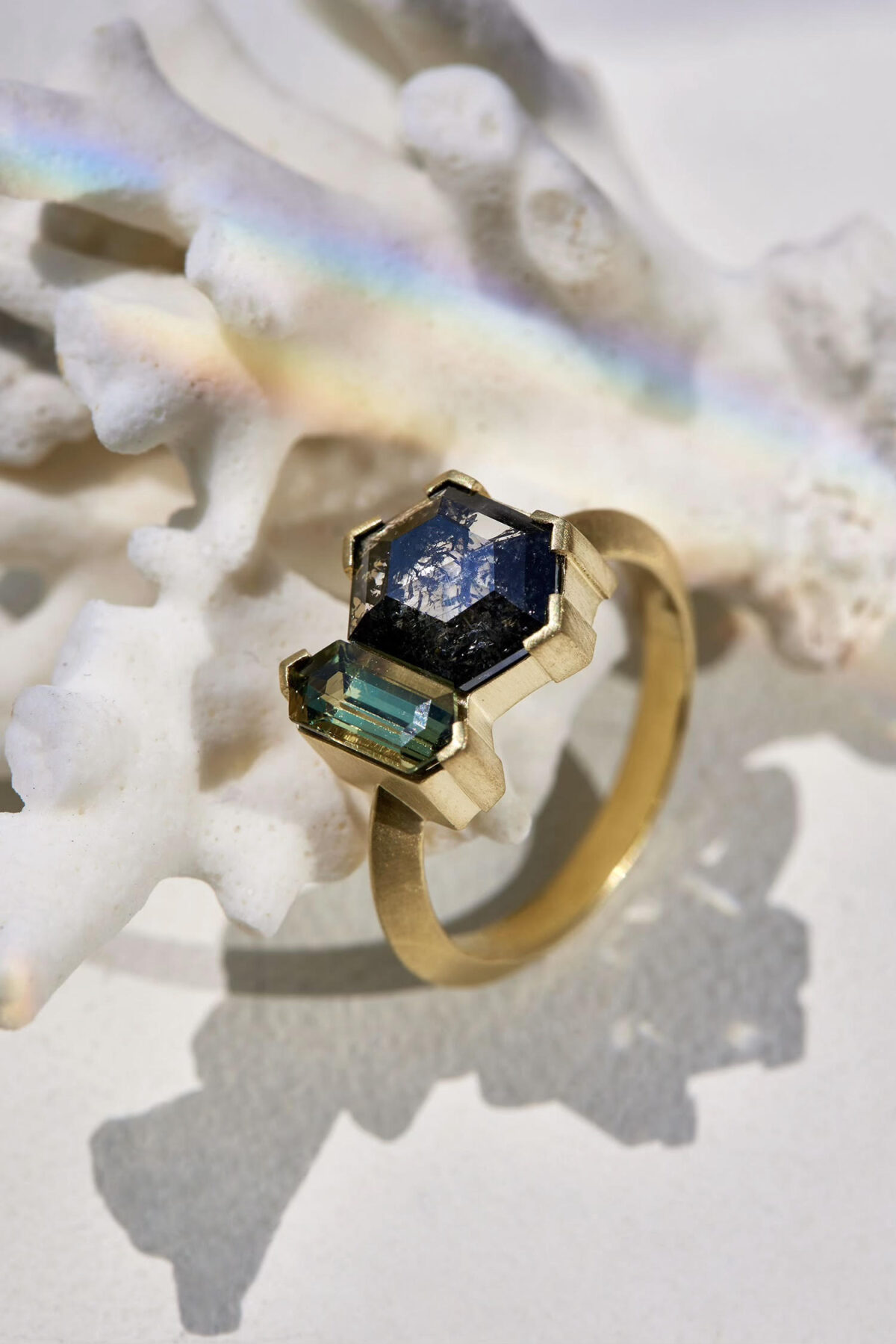 Diamond, Sapphire and 18k Yellow Gold Ring