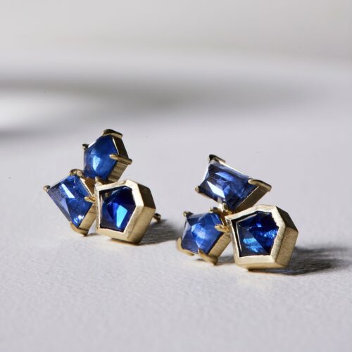 18 karat Yellow Gold and Sapphire Cluster Stud Earrings