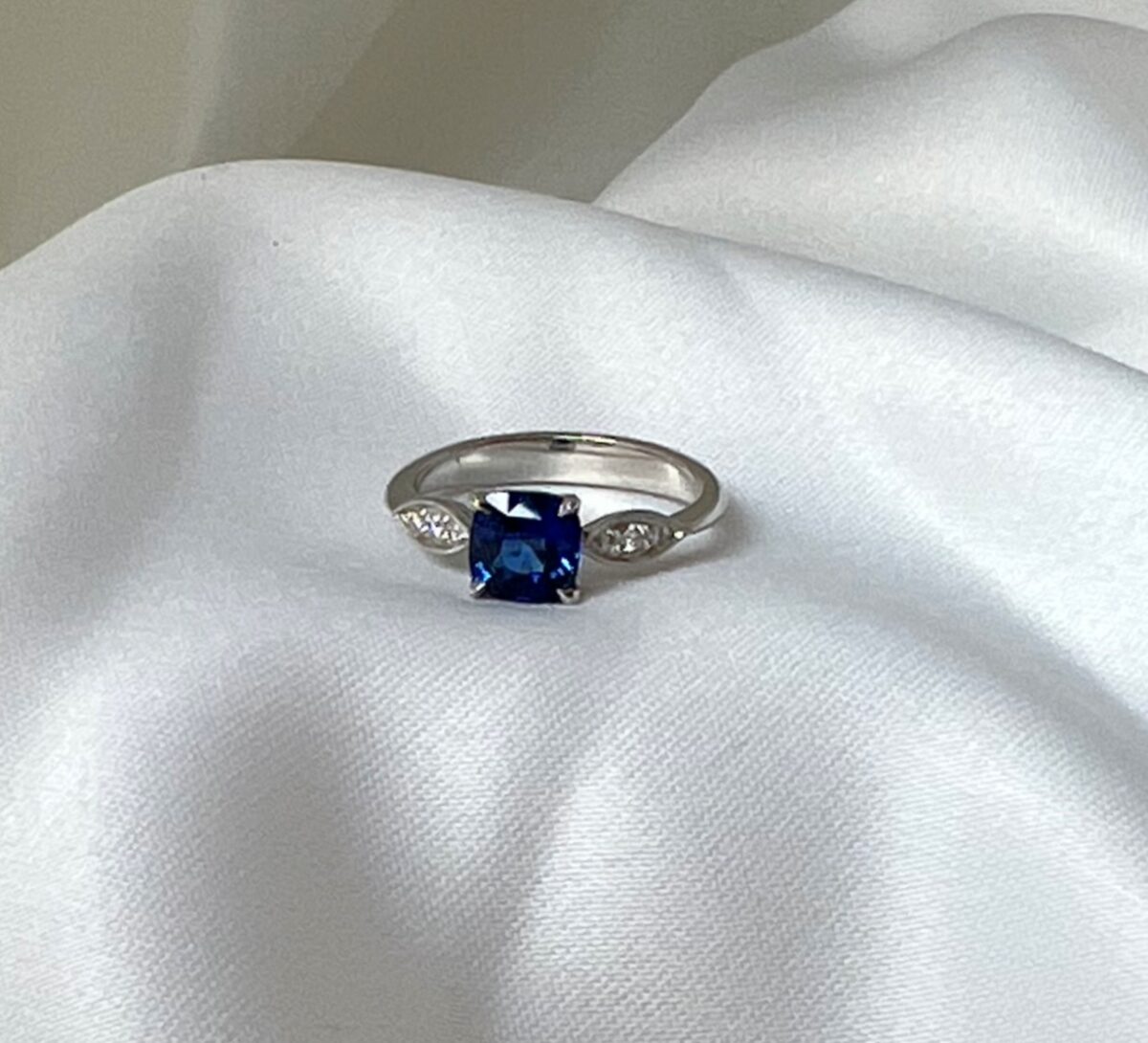 Diamond and Ceylon Sapphire Ring | Von Bargen's Jewelry