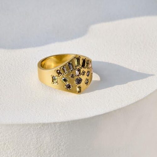 18 karat Yellow Gold and Diamond Shield Ring