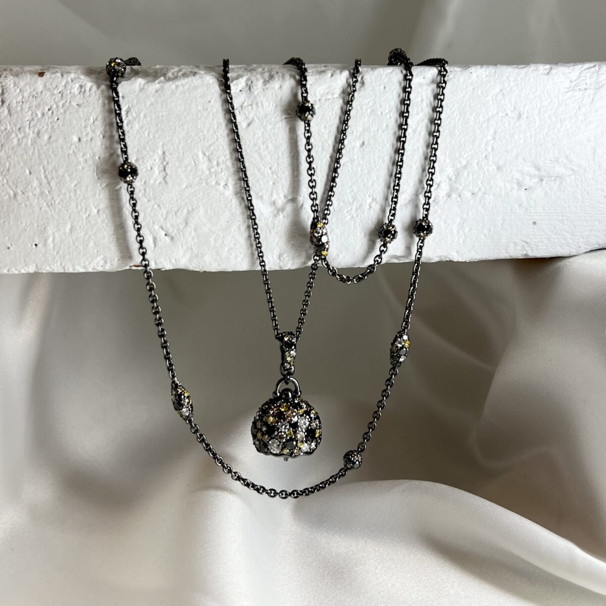 36" Black rhodium Pipette necklace with Multi color Diamonds