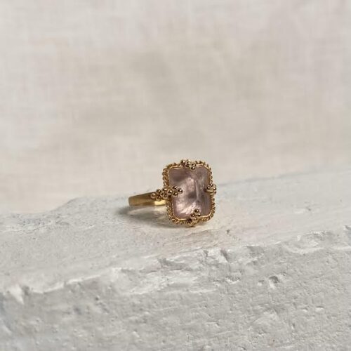 18 karat Yellow Gold and Morganite Ring