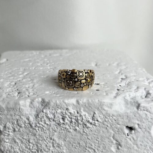 Yellow Gold Little Windows Diamond RIng