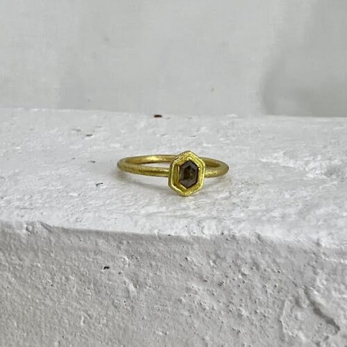 18 karat Yellow Gold and Hexagon Diamond Ring