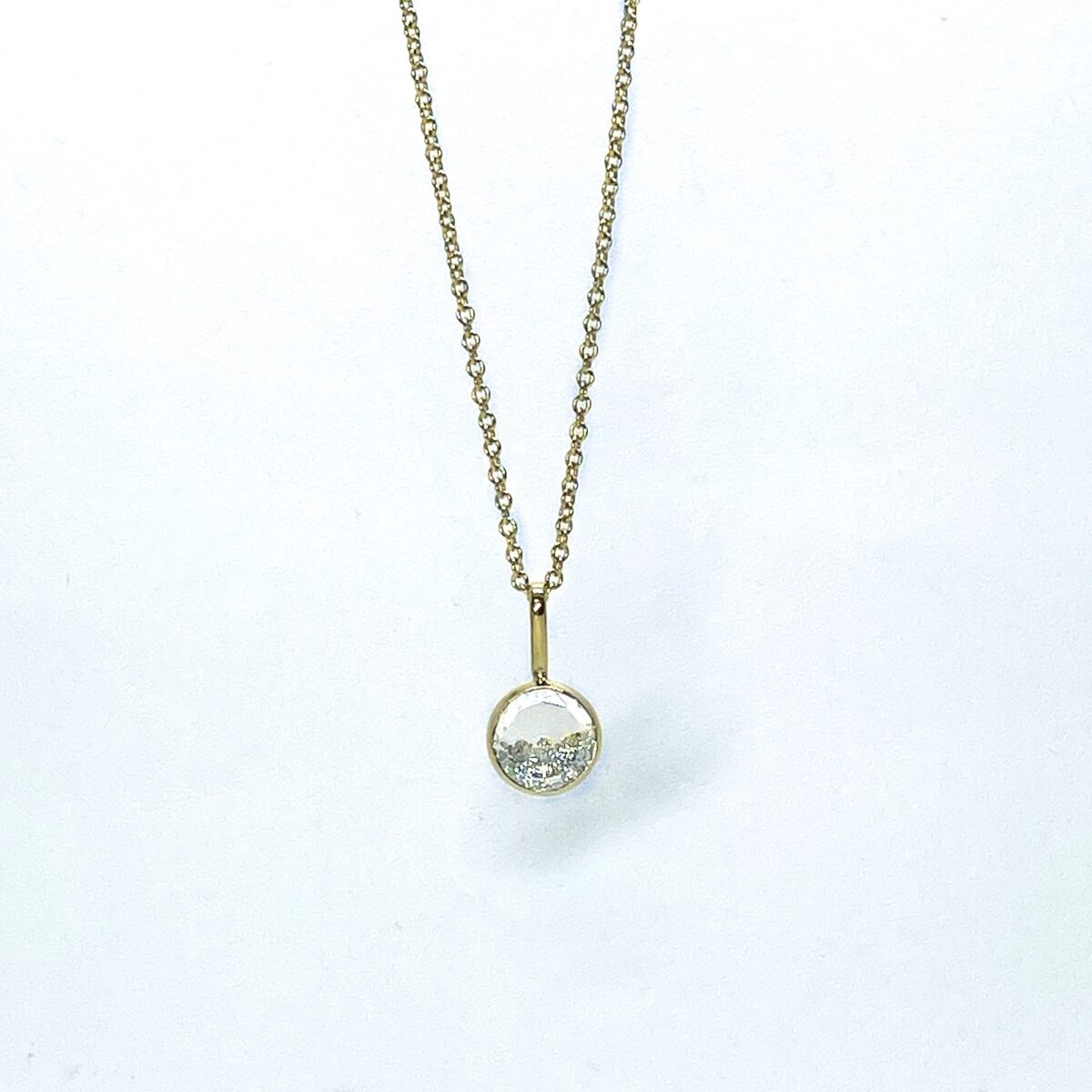 Round Kaleidoscope Shaker Pendant