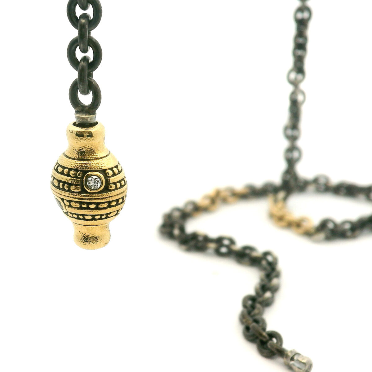 Yellow gold and Diamond Vario Clasp
