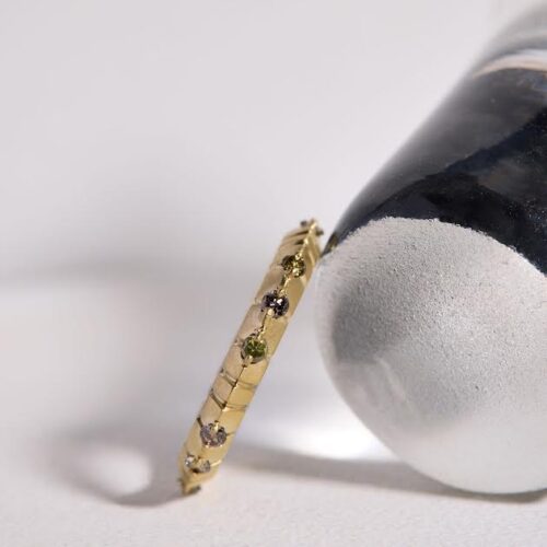 18 karat Yellow Gold and Diamond Notch Band