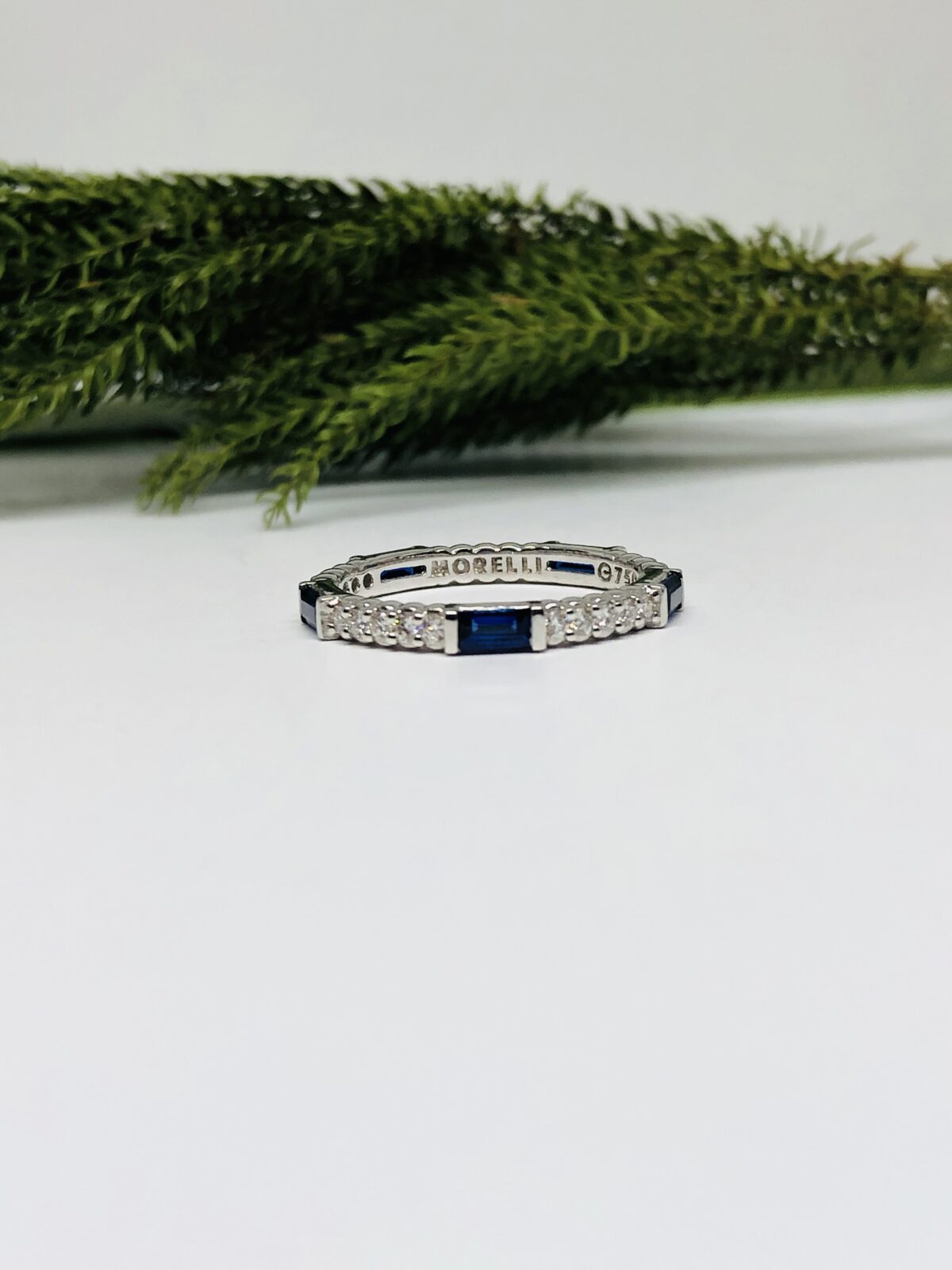 White Gold, Diamond and Sapphire Ring