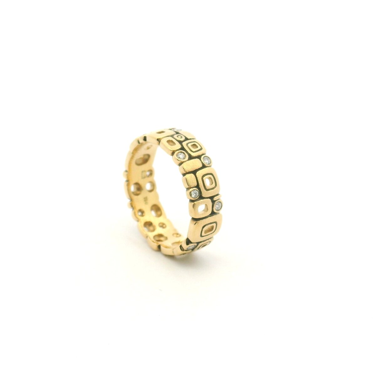 18k "Little Windows" Band