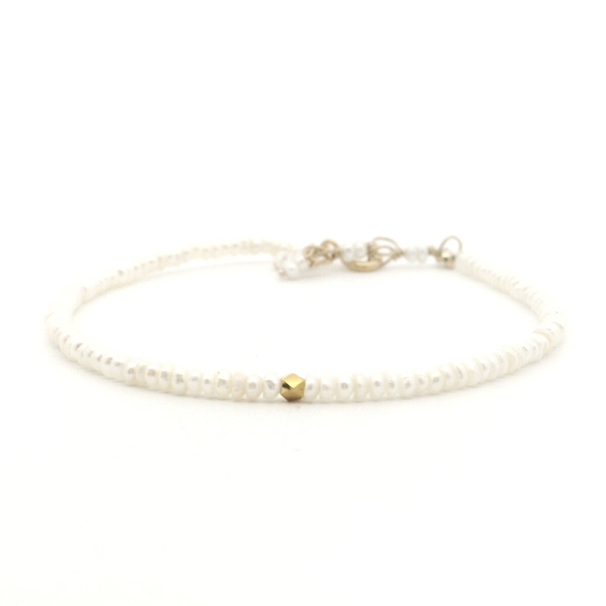 18 Karat Yellow Gold and Pearl Bracelet