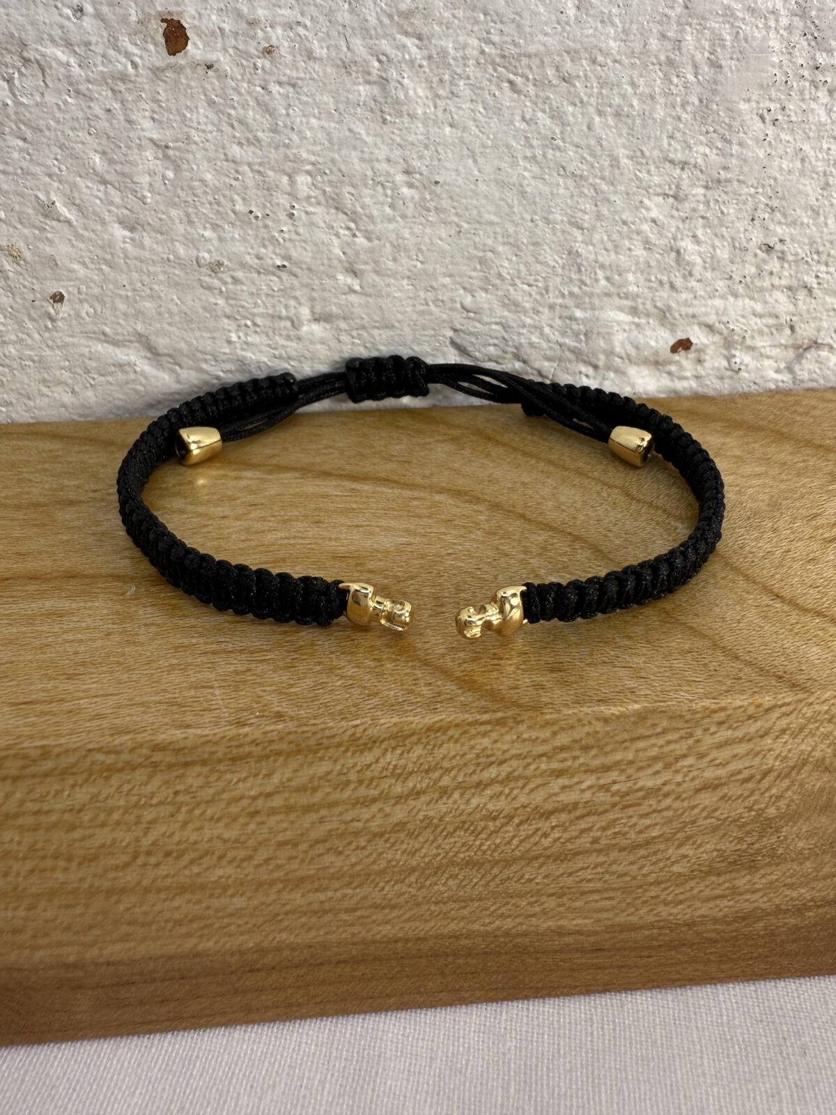 18 karat Yellow Gold and Black Macrame Bracelet