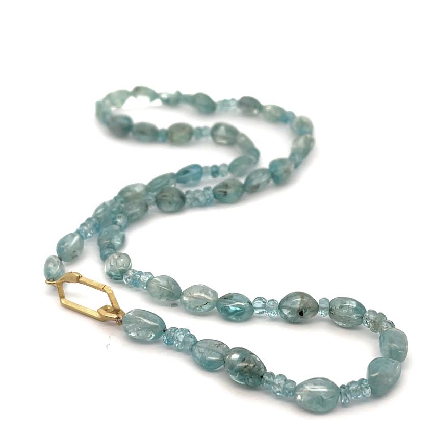 18 karat Yellow Gold and Zircon Gemstone Necklace