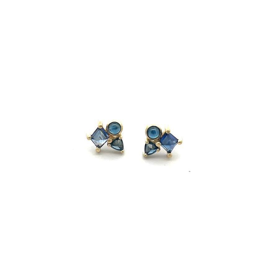 18 karat Yellow Gold and Sapphire Cluster Studs