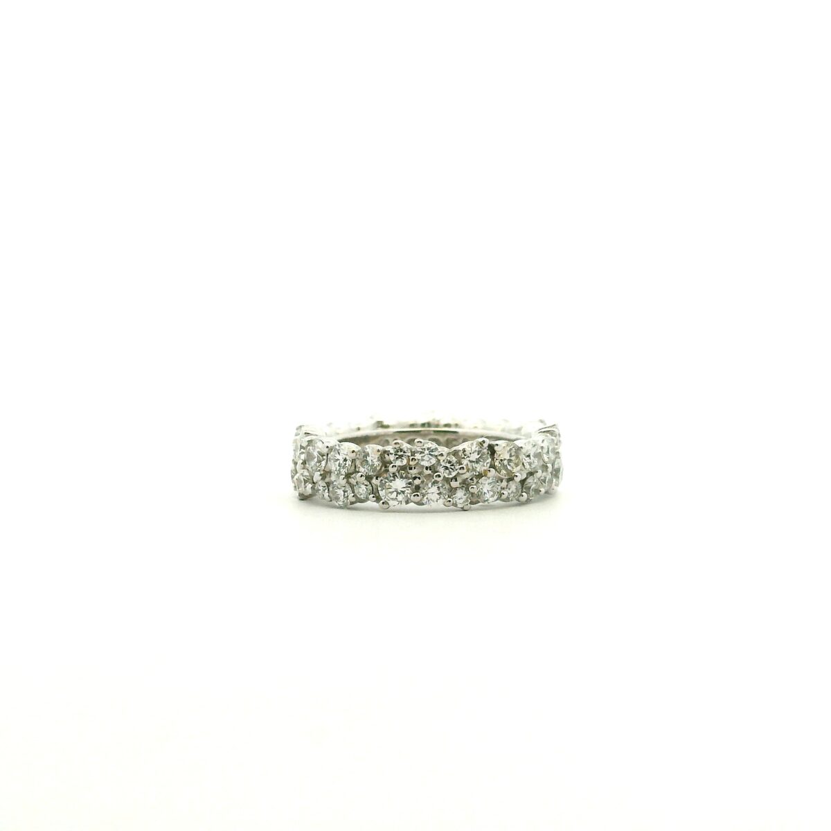 18 Karat White Gold Confetti Ring