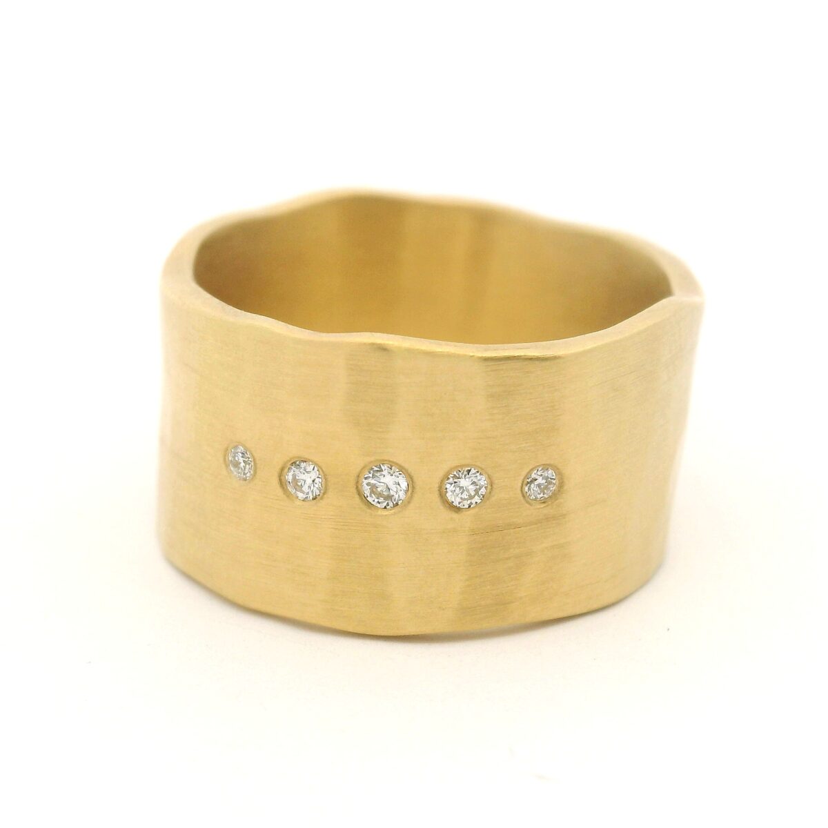 Hammered Wide Band with Diamonds