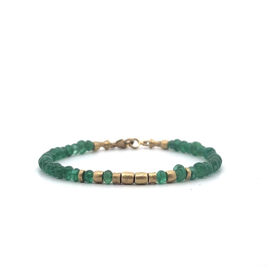 Emerald and 18 karat Yellow Gold Beaded Bracelet