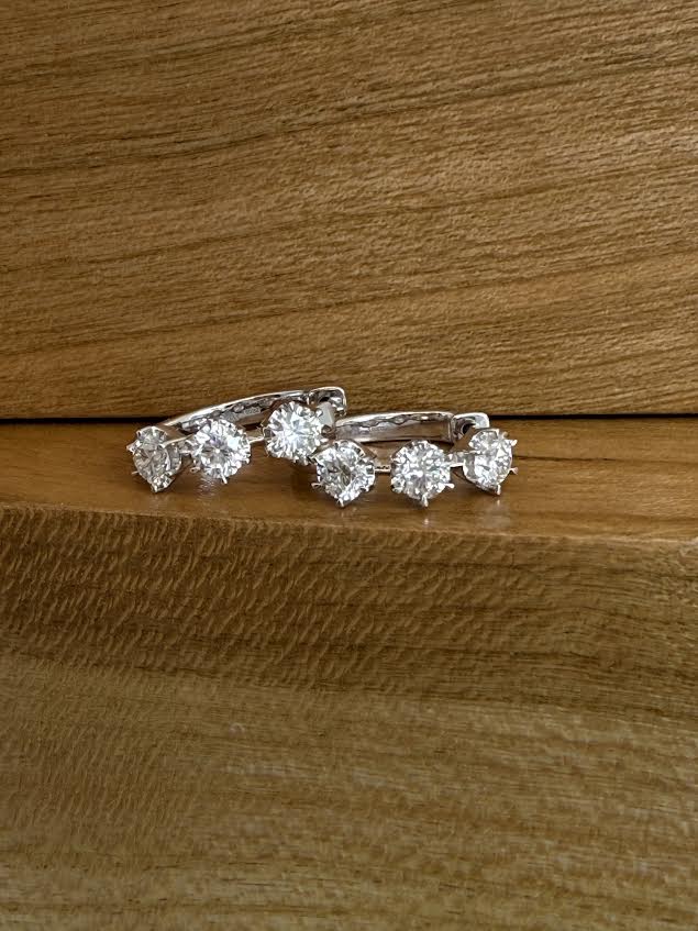 18 karat White Gold and Diamond "Starry Night" Hoop