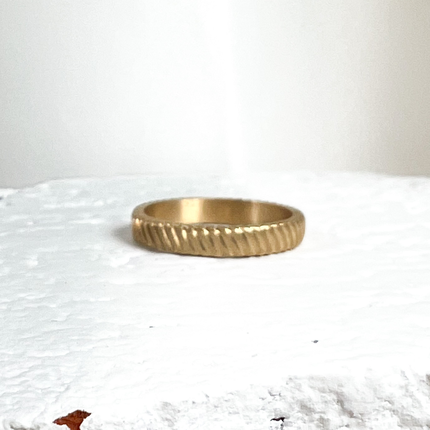 Yellow Gold La Mer Band