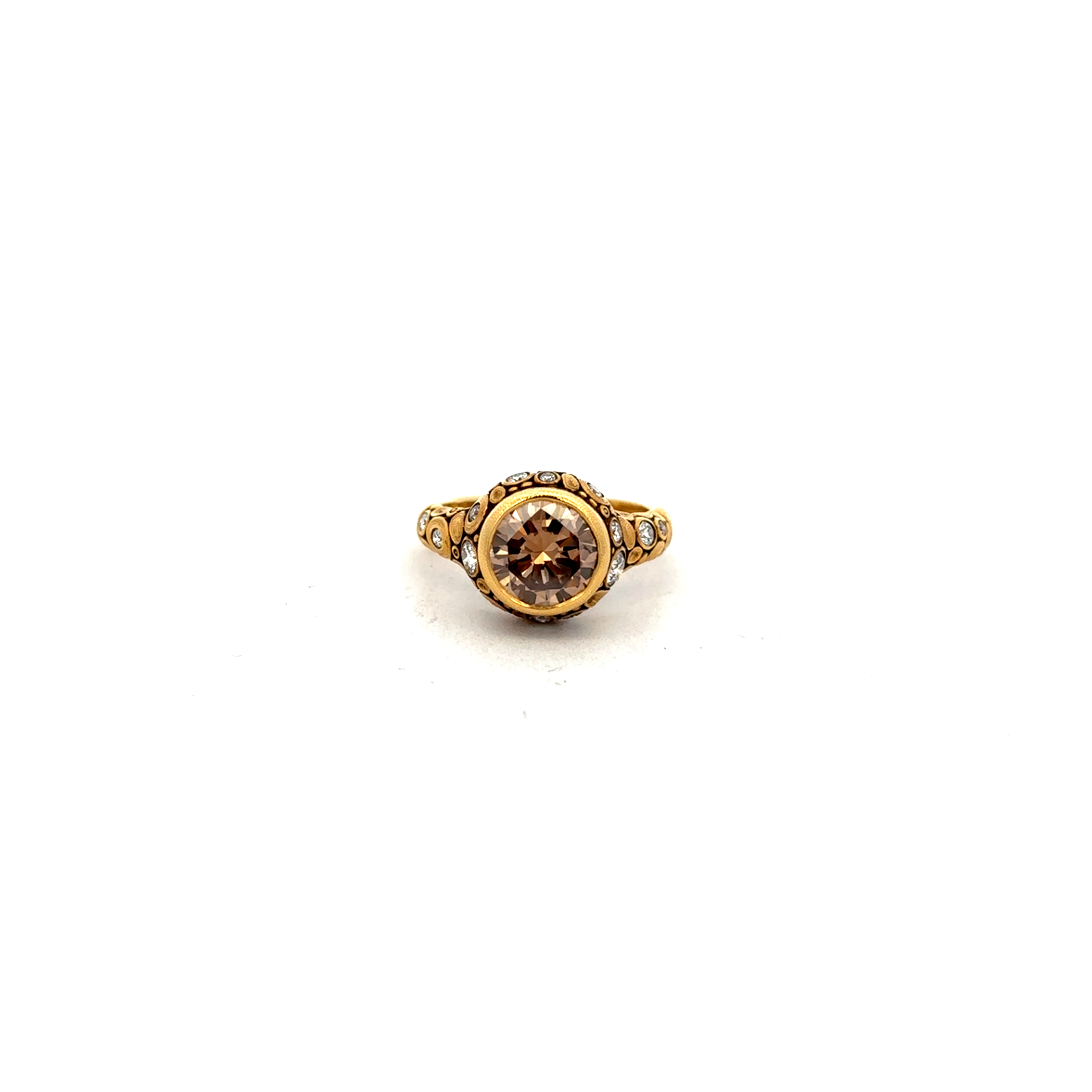 Cognac Diamond 'Circle' Ring