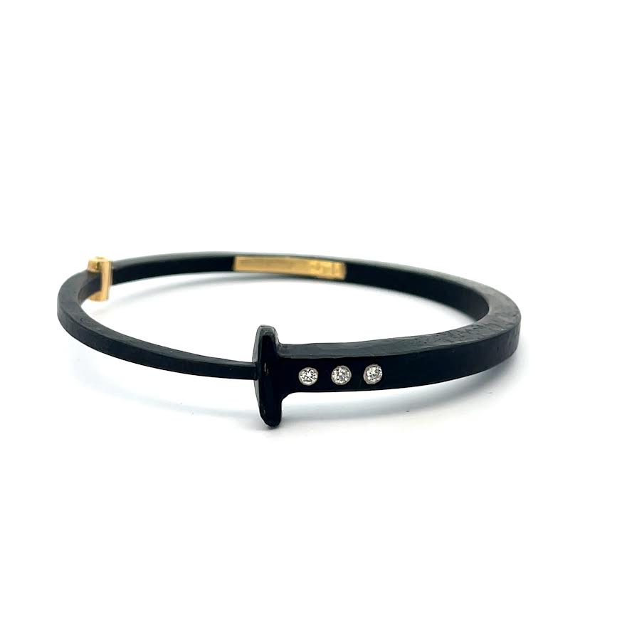 Three Stone' Nail Bracelet