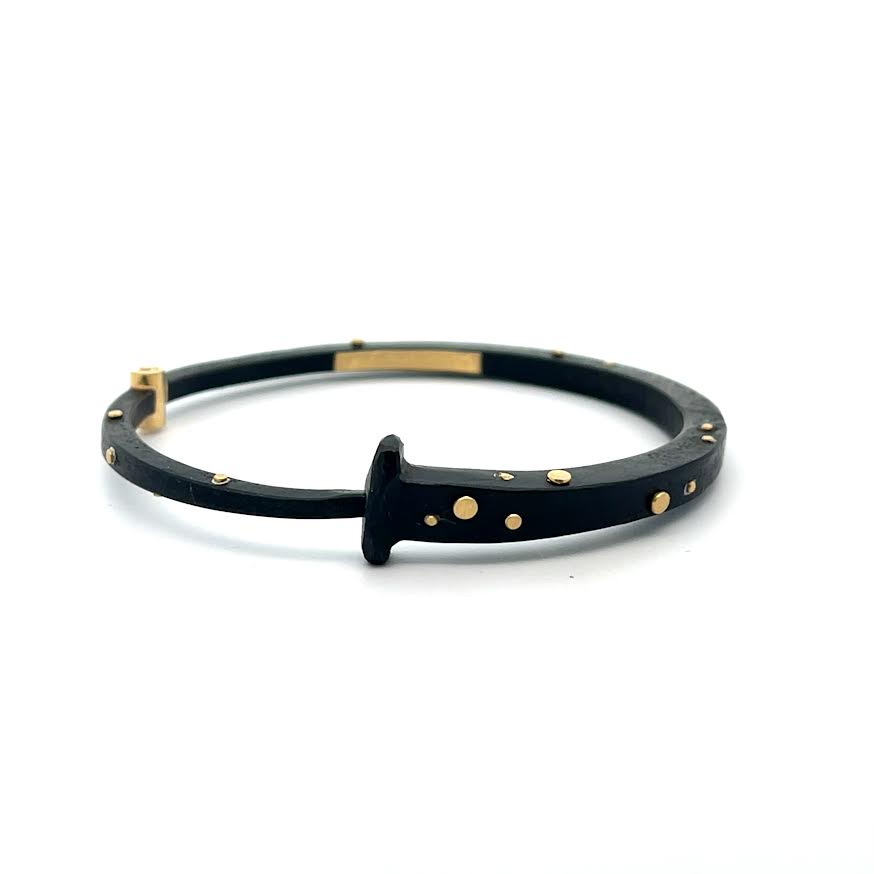 22 karat Dot Nail Bracelet