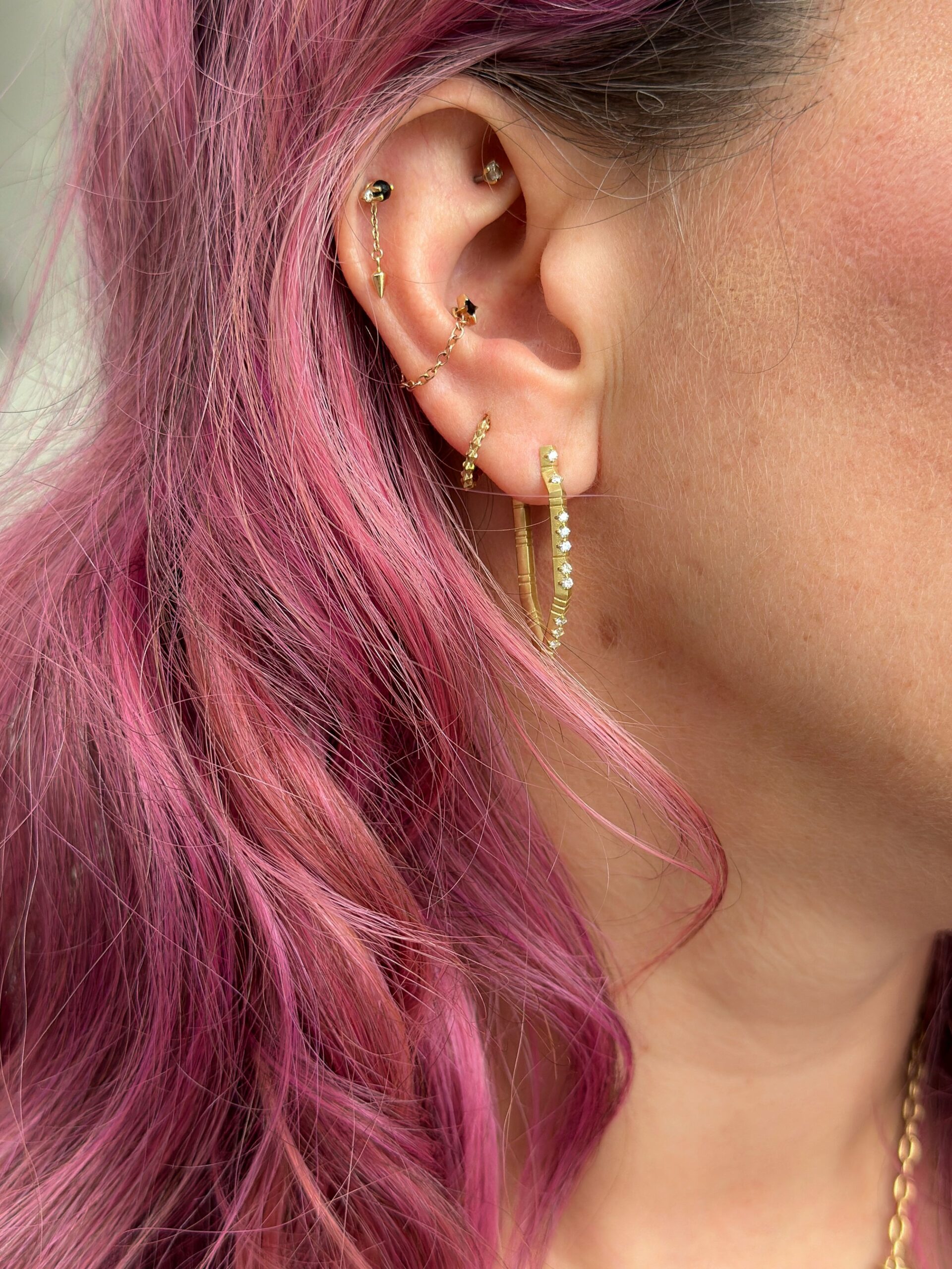 Curved Notched Yellow Gold and Diamond Earrings