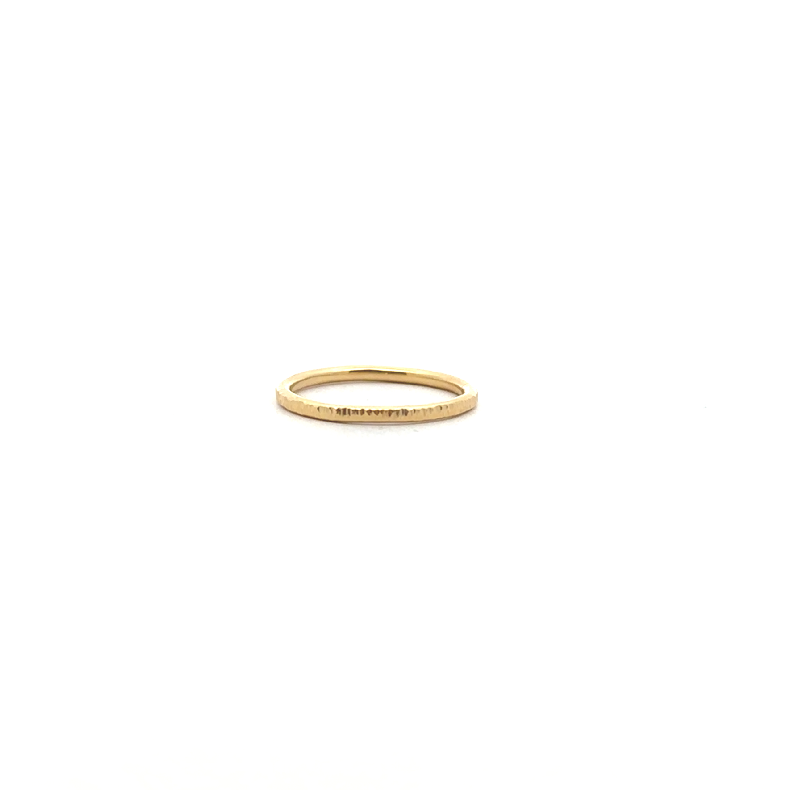 18 karat Yellow Gold Hammered Band, Polished