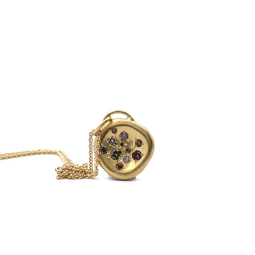 Diamond and 18 karat Yellow Gold Pendant