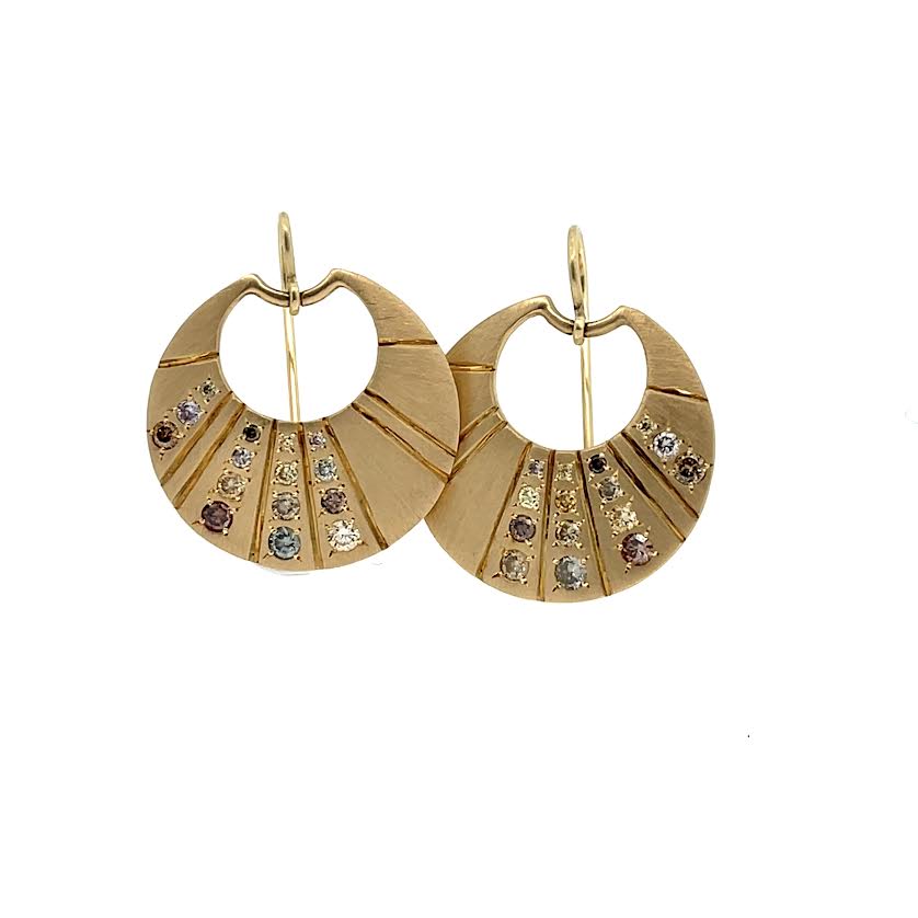 18 karat Yellow Gold and Diamond Carved Notch Earrings