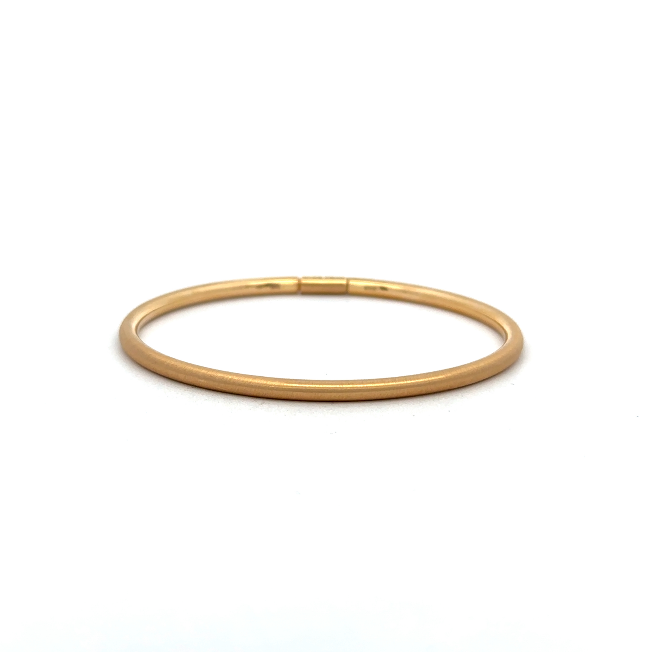 Medium Yellow Gold Plie Bangle