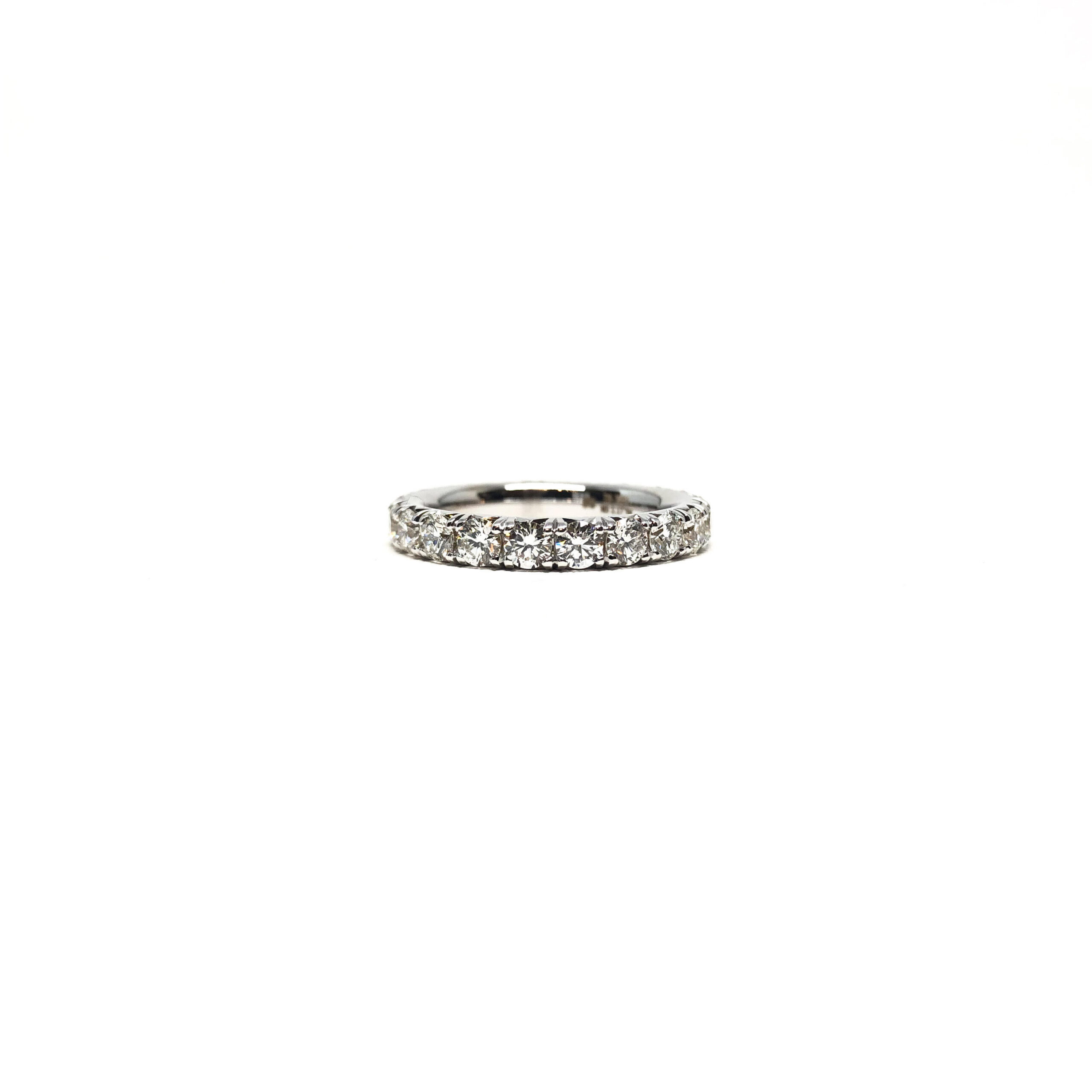 18k White Gold Diamond Eternity Band