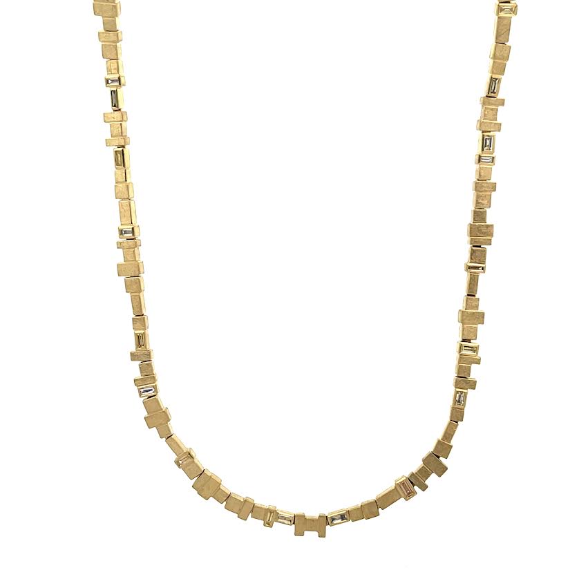 18 karat Yellow Gold and Baguette Diamond Necklace